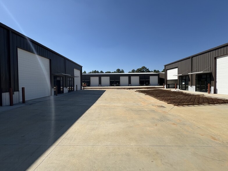 12338 Spring Cypress Rd, Tomball, TX for lease - Building Photo - Image 2 of 9