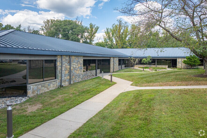 8955 Guilford Rd, Columbia, MD for sale - Primary Photo - Image 1 of 9