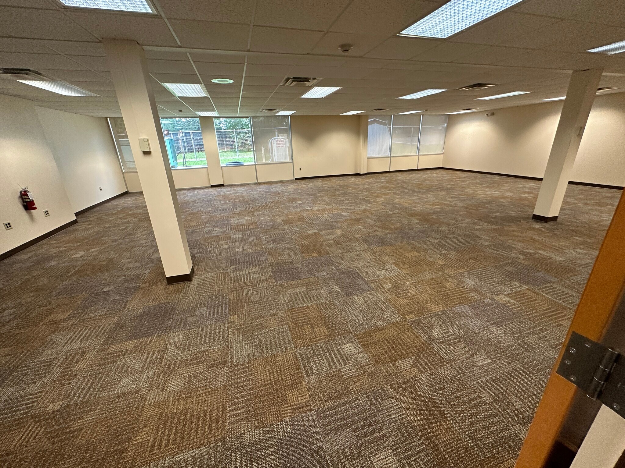 1135 E Chocolate Ave, Hershey, PA for lease Interior Photo- Image 1 of 2