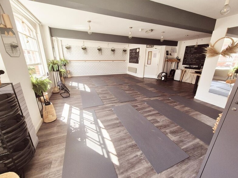 7 Mill St, Trowbridge for lease - Building Photo - Image 3 of 11