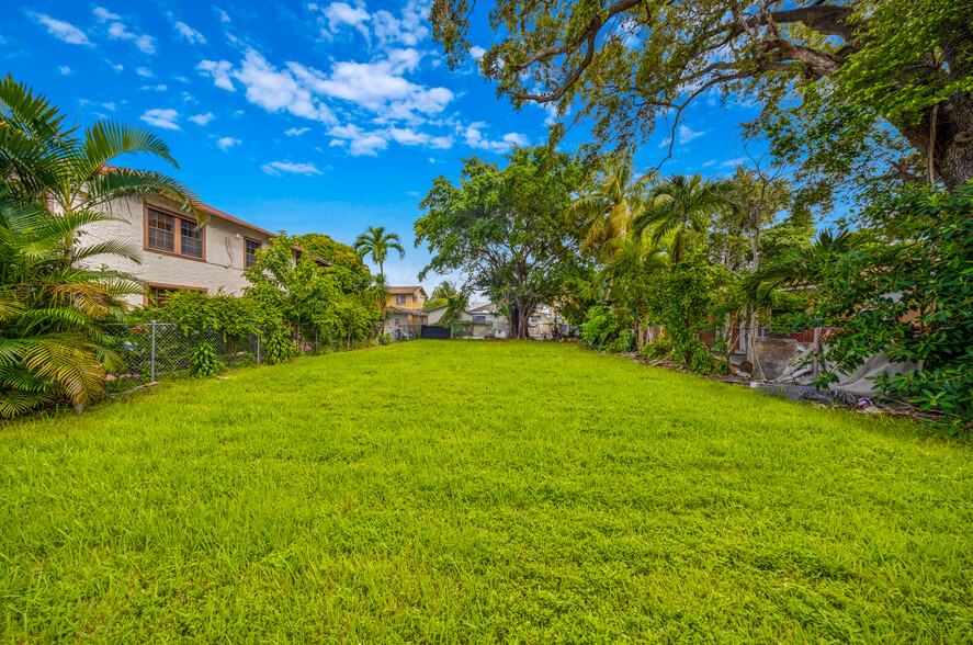 1873 NW Flagler Ter, Miami, FL for sale - Building Photo - Image 3 of 3