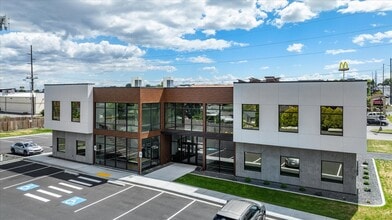 2062 Steptoe St, Kennewick, WA for lease Building Photo- Image 1 of 17