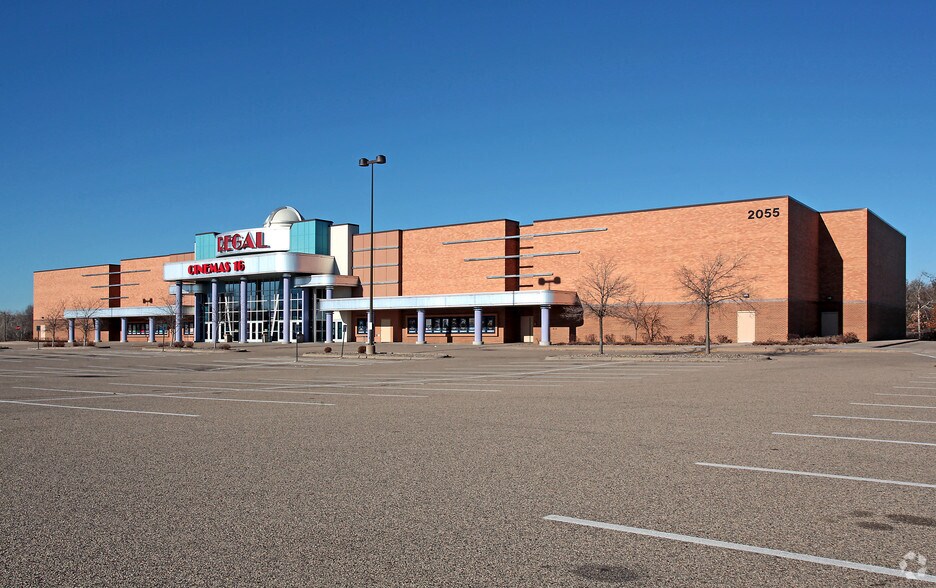 2055 Cliff Rd, Eagan, MN, 55122 Movie Theatre Property For Sale