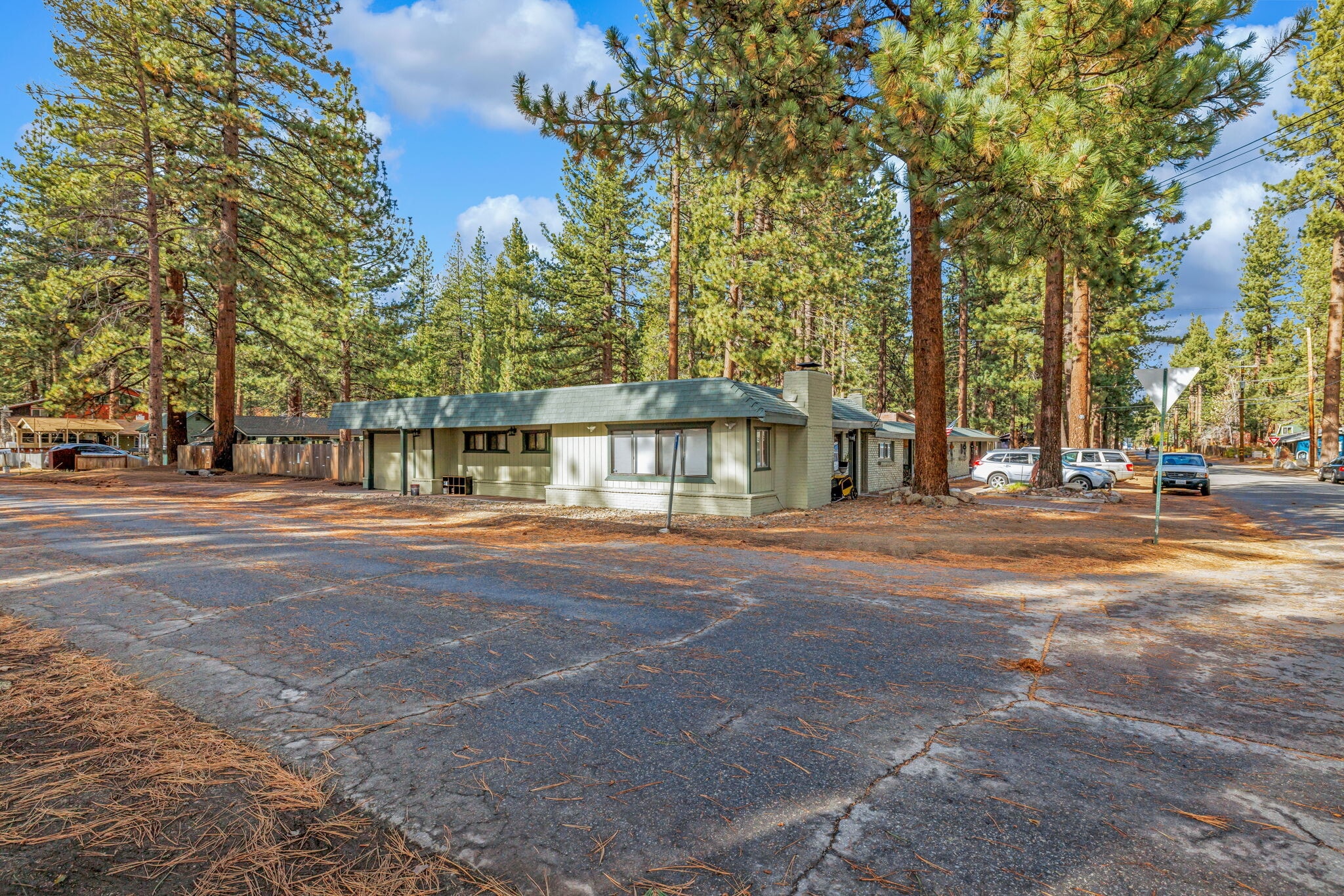 2975 Sacramento Ave, South Lake Tahoe, CA for sale Building Photo- Image 1 of 17