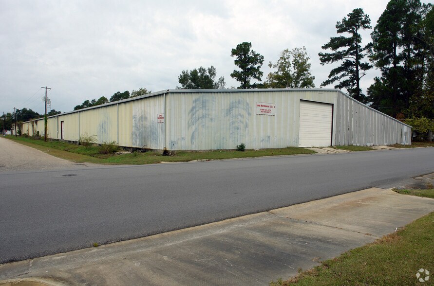 211 Canal St, Whiteville, NC for sale - Building Photo - Image 2 of 2