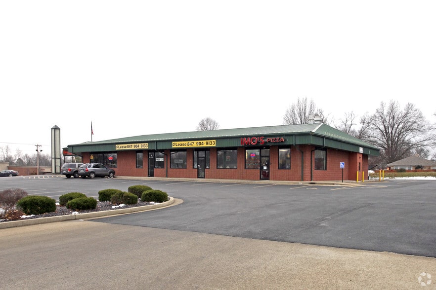 14-26 W Karsch Blvd, Farmington, MO for lease - Building Photo - Image 2 of 12
