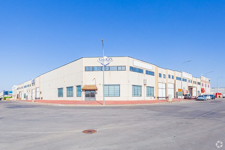 Industrial in Borox, Toledo for sale - Primary Photo - Image 1 of 1