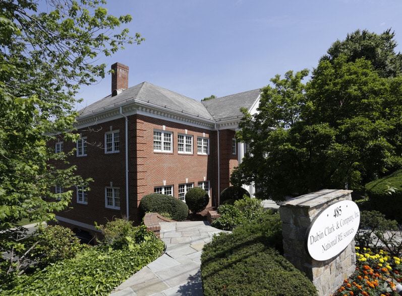 485 W Putnam Ave, Greenwich, CT for lease - Primary Photo - Image 1 of 4