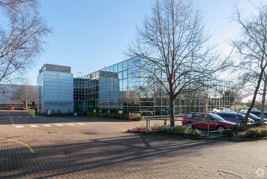 Park Ave, Almondsbury for lease - Building Photo - Image 2 of 7