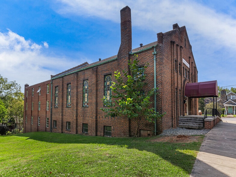 32 Richmond Ave, Asheville, NC 28806 Specialty for Sale