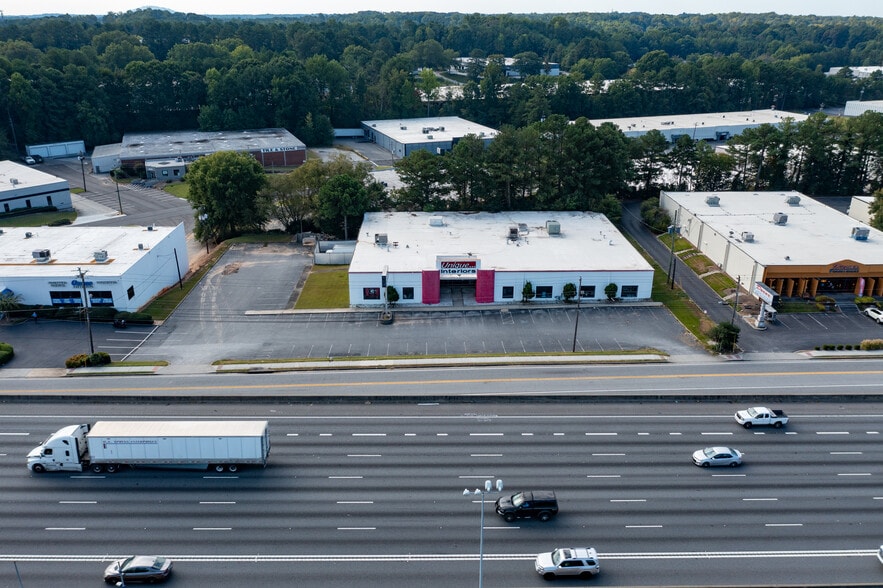 6358 Dawson Blvd, Norcross, GA for sale - Building Photo - Image 2 of 6