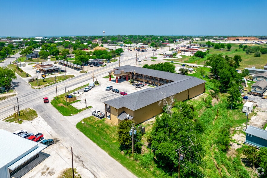210 S State Highway 123, Karnes City, TX for sale - Aerial - Image 3 of 17