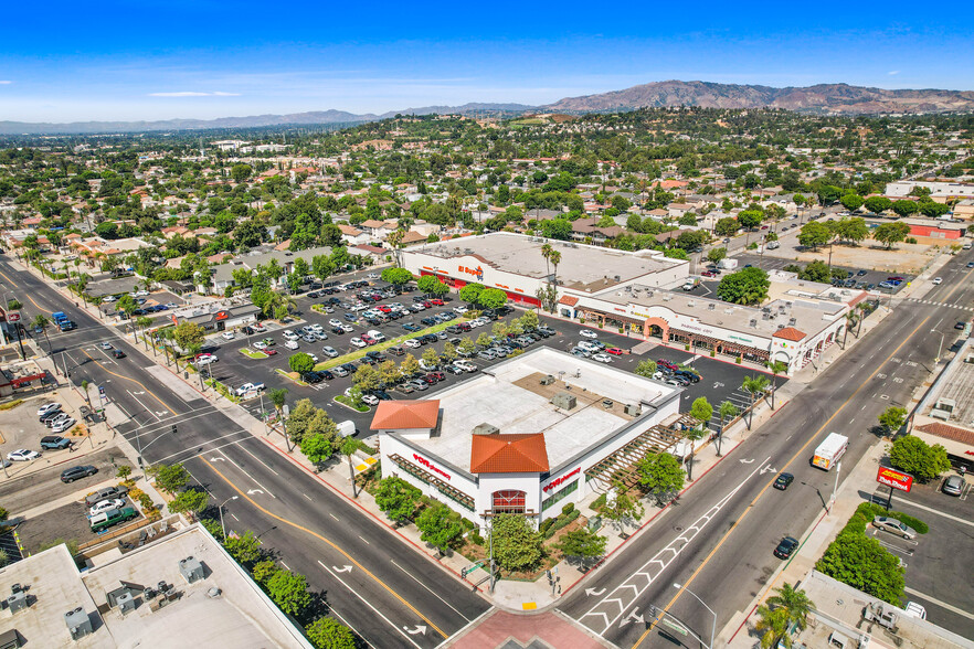 317 San Fernando Mission Blvd, San Fernando, CA for lease - Building Photo - Image 1 of 39