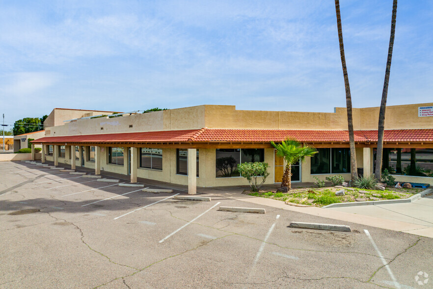 903-933 E Main St, Mesa, AZ for lease - Building Photo - Image 3 of 25