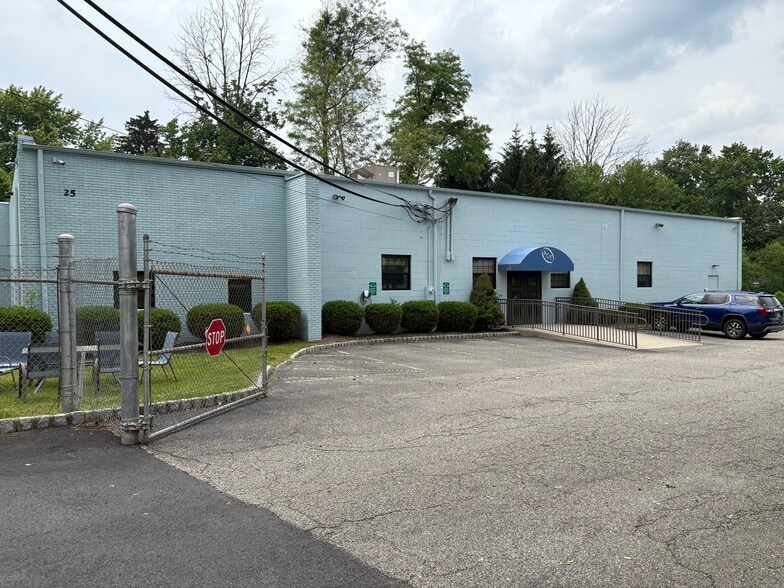25 Ross St, Wharton, NJ for lease - Building Photo - Image 1 of 16