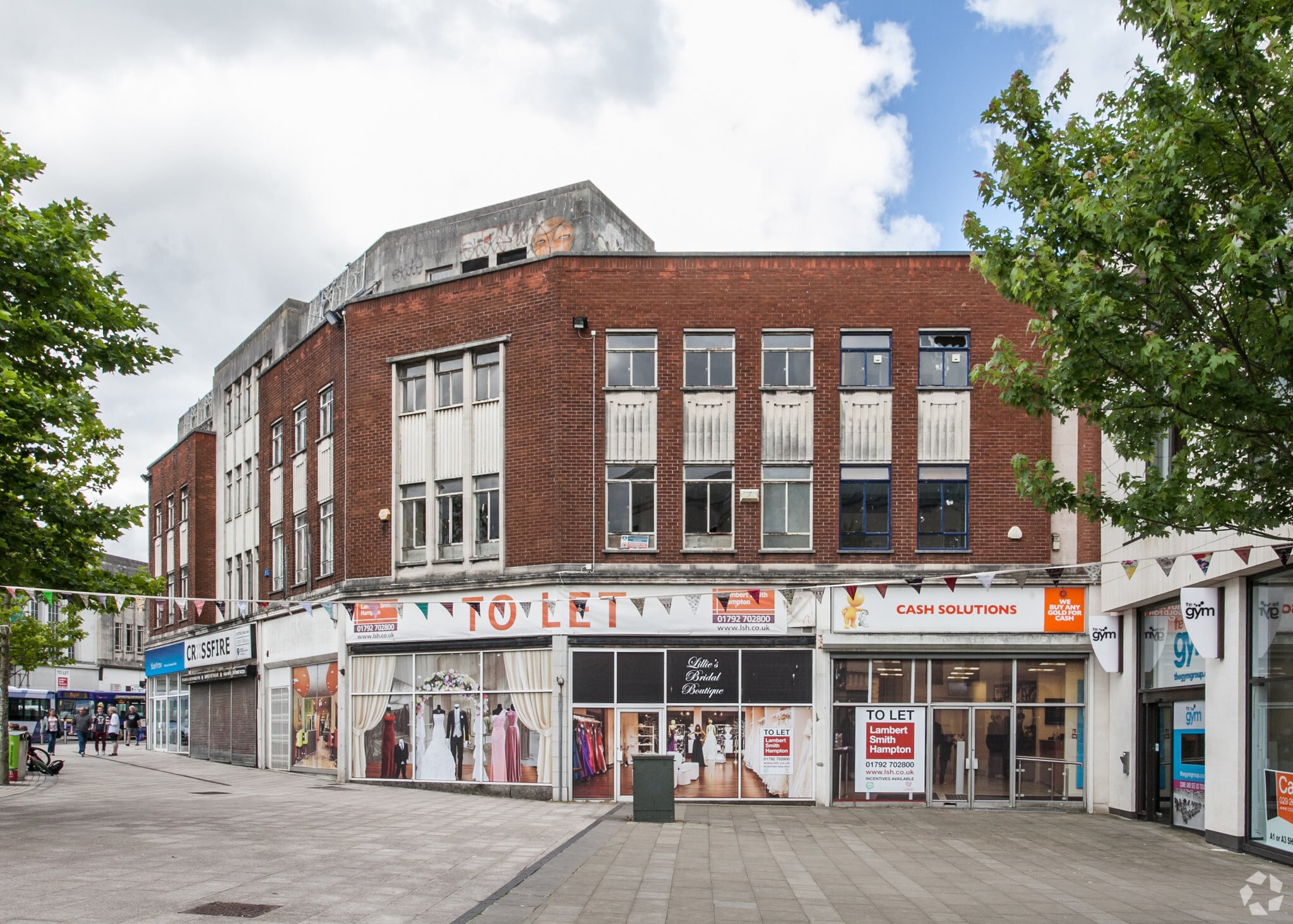 38-42 Princess Way, Swansea for sale Primary Photo- Image 1 of 1