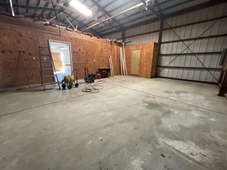 7201 Arbor Rd, Lincoln, NE for lease - Building Photo - Image 2 of 4