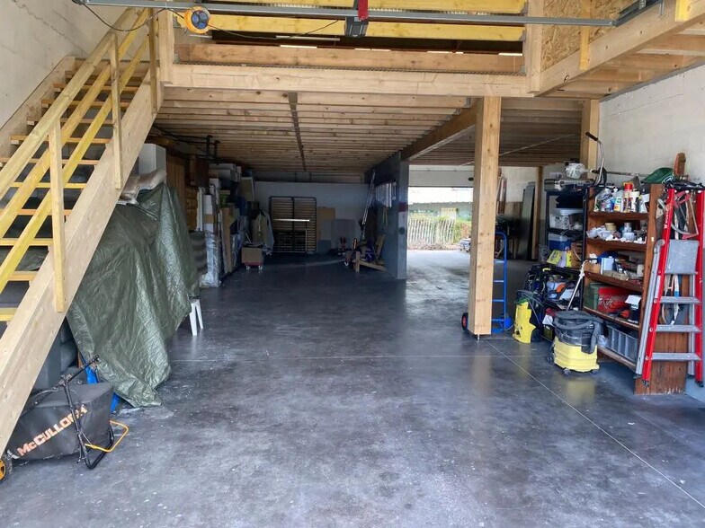 Industrial in La Teste-de-Buch for sale - Interior Photo - Image 3 of 7