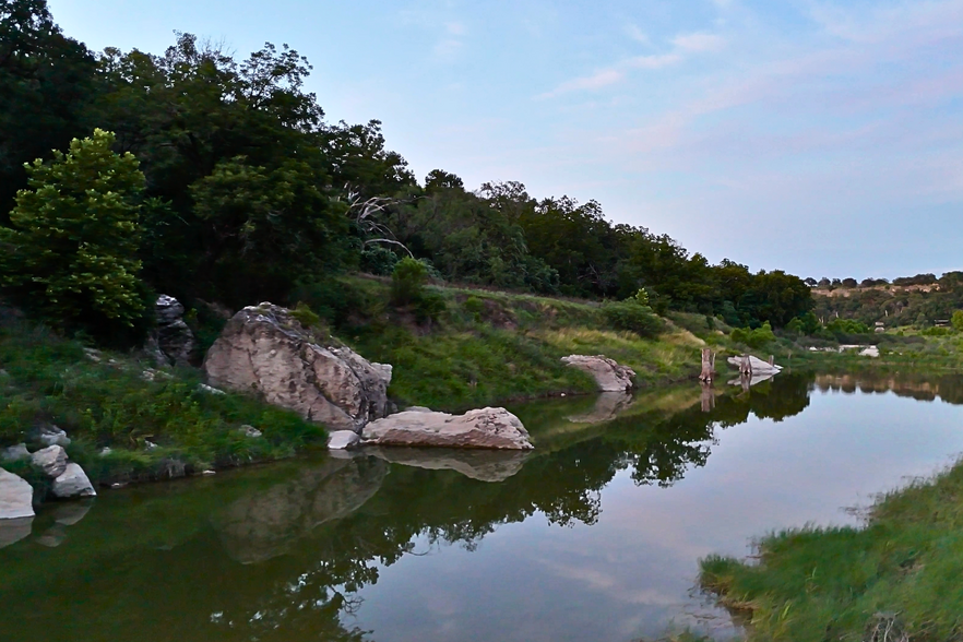 5012 Hupedo Ranch Rd, Spicewood, TX for sale - Primary Photo - Image 3 of 46