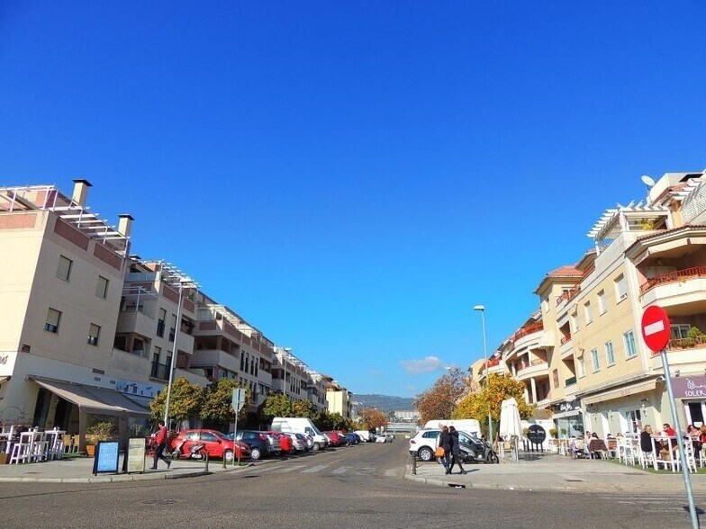Retail in Córdoba, Córdoba for sale - Building Photo - Image 1 of 2