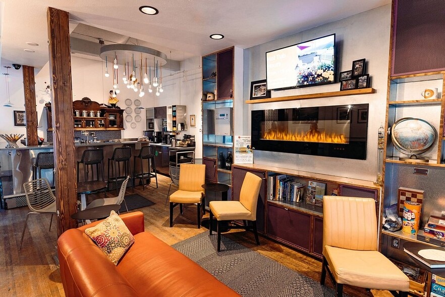 120 2nd St, Juneau, AK for sale - Interior Photo - Image 3 of 10