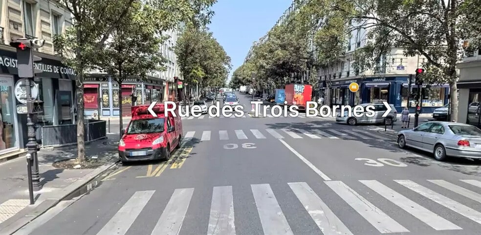 Retail in Paris for lease - Building Photo - Image 2 of 5