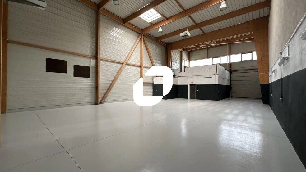 22 Rue Hannah Arendt, Strasbourg for lease - Interior Photo - Image 1 of 7