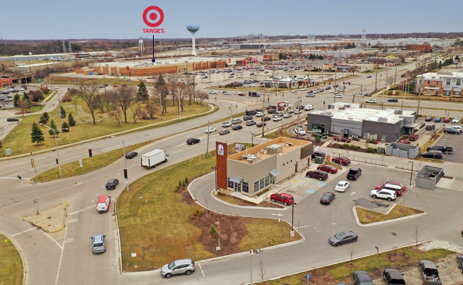 12405 W Lisbon Rd, Brookfield, WI for sale - Building Photo - Image 1 of 1