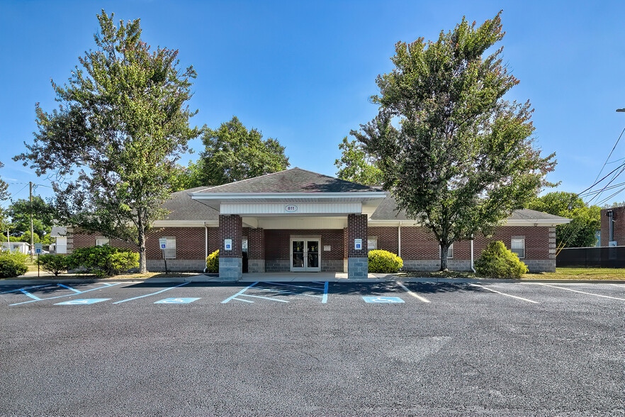 811 Sunset Blvd, West Columbia, SC for sale - Building Photo - Image 1 of 48