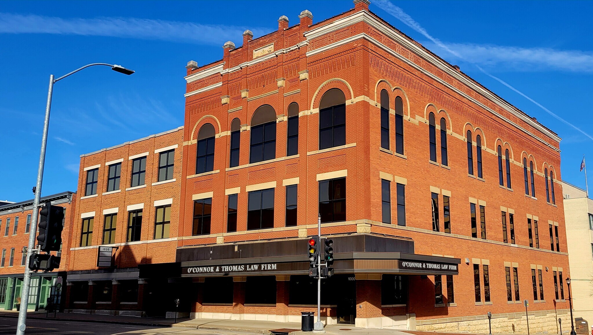 1000 Main St, Dubuque, IA for sale Building Photo- Image 1 of 1