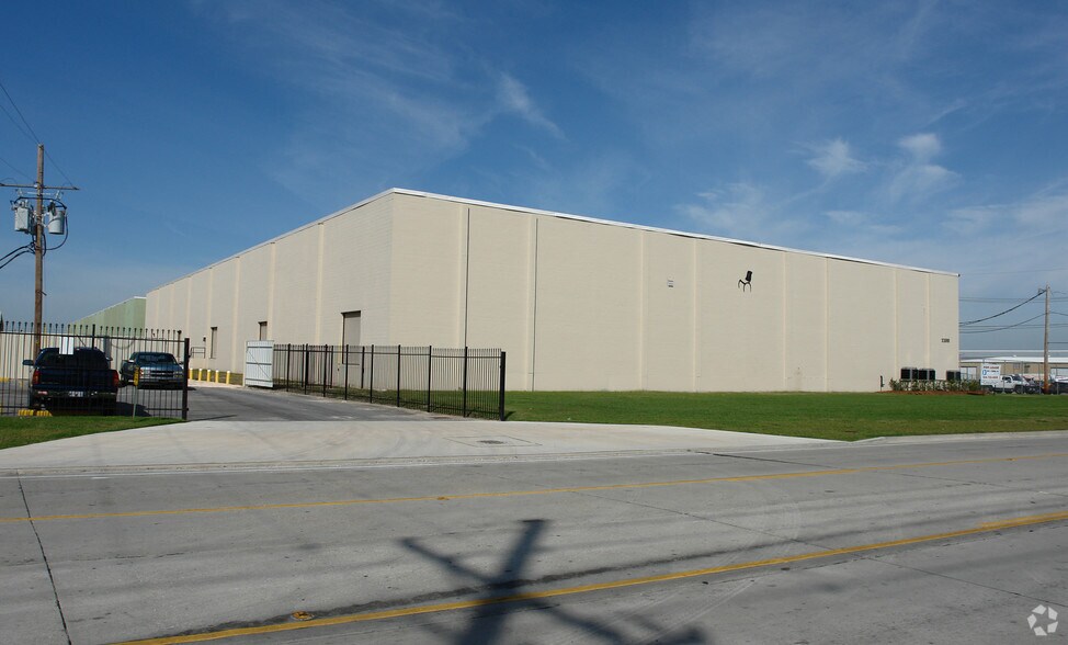 1100 Edwards Ave, New Orleans, LA for sale - Building Photo - Image 1 of 1