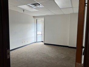 2400 Industrial Ln, Broomfield, CO for lease Interior Photo- Image 2 of 4