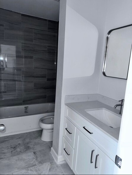 1824 Thonig Rd, Houston, TX for sale - Building Photo - Image 2 of 42