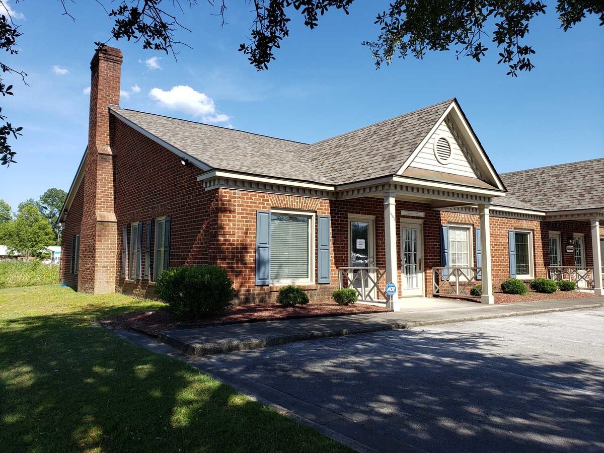 2129 S Glenburnie Rd, New Bern, NC 28562