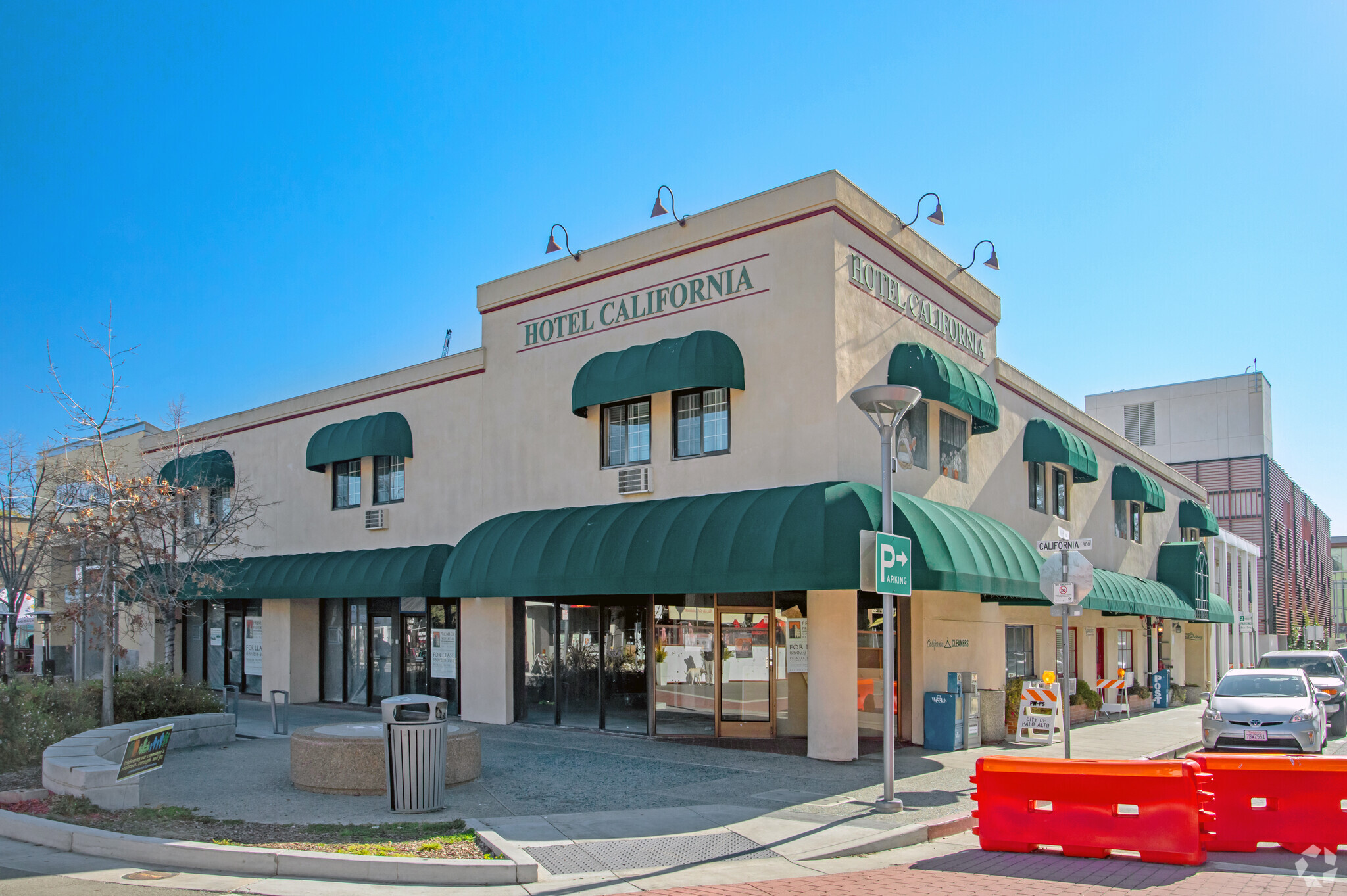 381-395 California Ave, Palo Alto, CA for lease Building Photo- Image 1 of 6