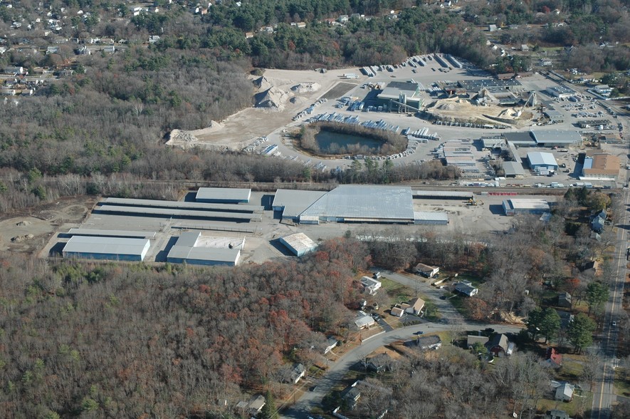 270 E High St, Avon, MA for lease - Building Photo - Image 3 of 6