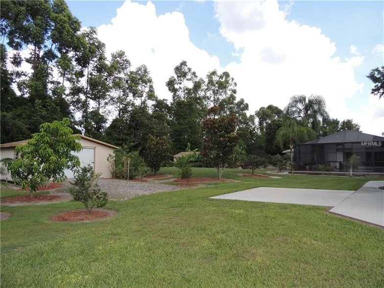 Thornhill Rd, Winter Haven, FL 33880