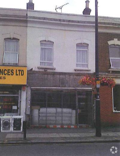 82 Woodgrange Rd, London for sale Primary Photo- Image 1 of 1