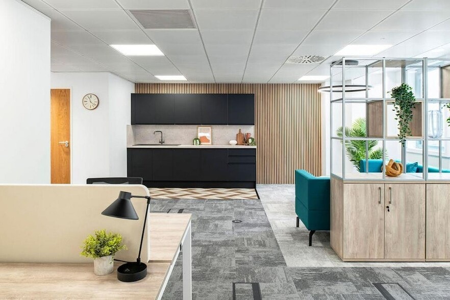 35 Livery St, Birmingham for lease - Building Photo - Image 3 of 56