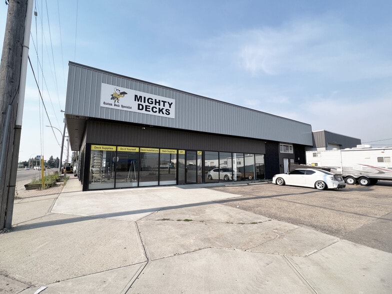 15611 112 Av NW, Edmonton, AB for sale - Building Photo - Image 2 of 4