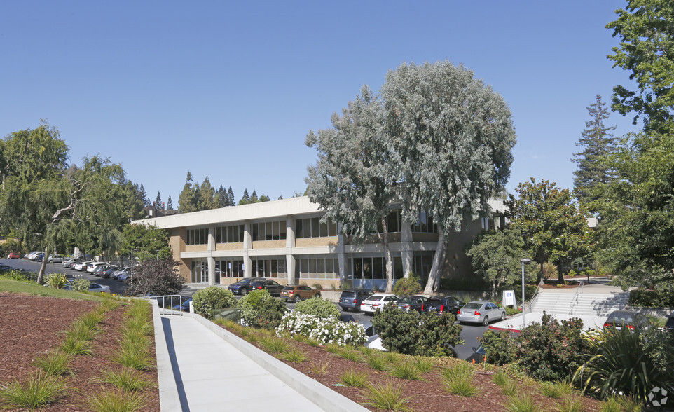 1530 Page Mill Rd, Palo Alto, CA for lease - Building Photo - Image 3 of 7