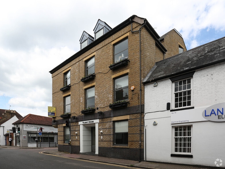 17 Church St, Rickmansworth for lease - Building Photo - Image 3 of 4