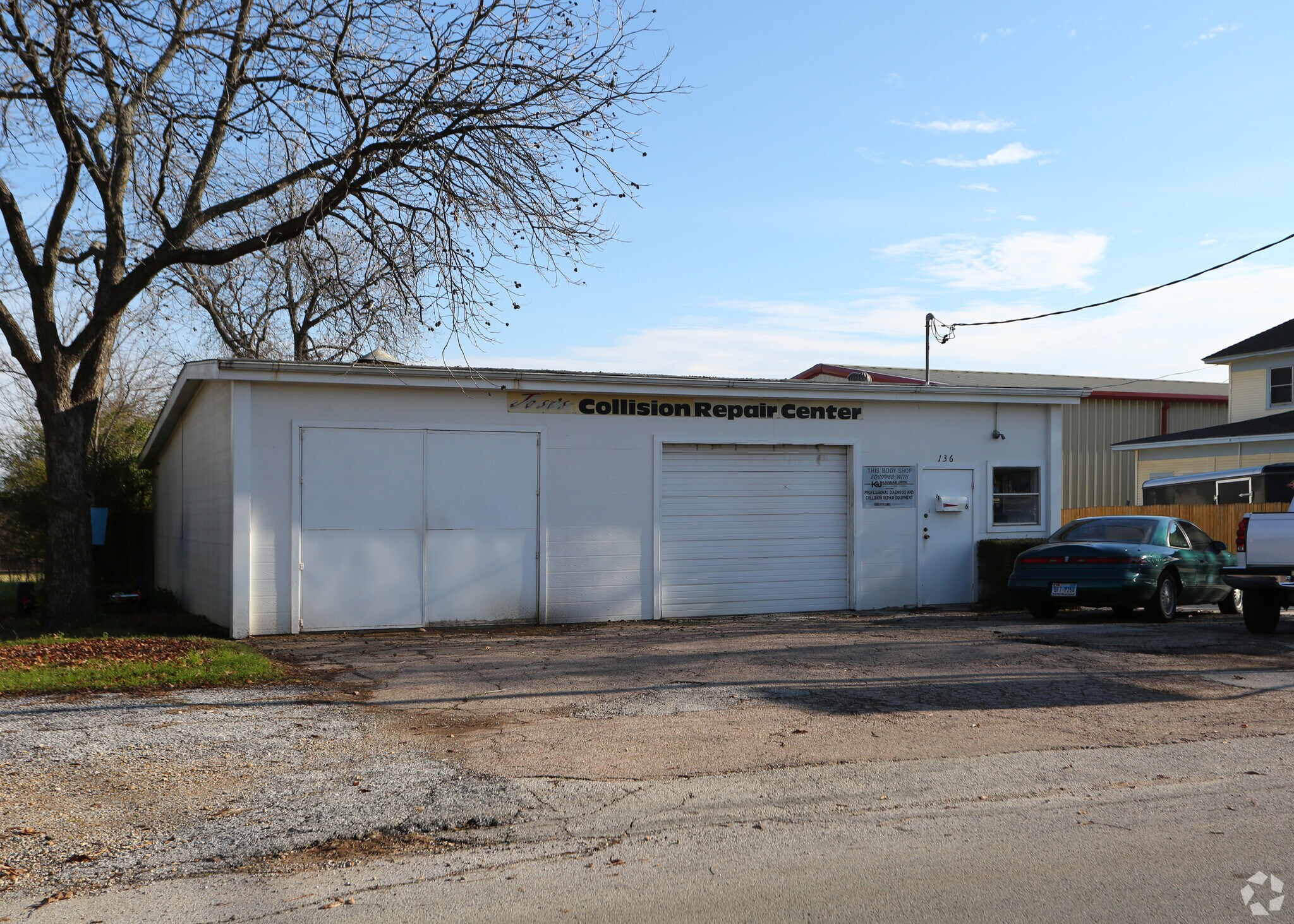 136 NW Magnolia St, Burleson, TX for sale Primary Photo- Image 1 of 1