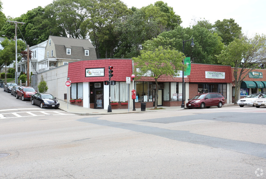 1735-1739 Centre St, West Roxbury, MA for lease - Building Photo - Image 3 of 16