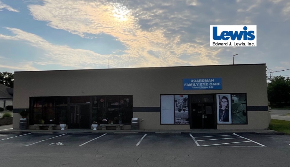 8277 Market St, Youngstown, OH for sale - Building Photo - Image 1 of 25