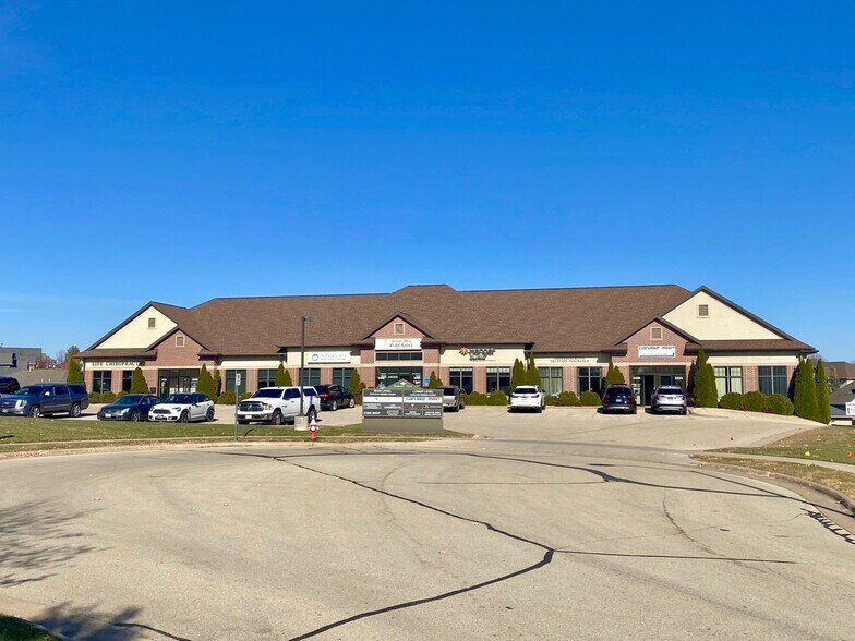 2478 Meinen Ct, Dubuque, IA 52002