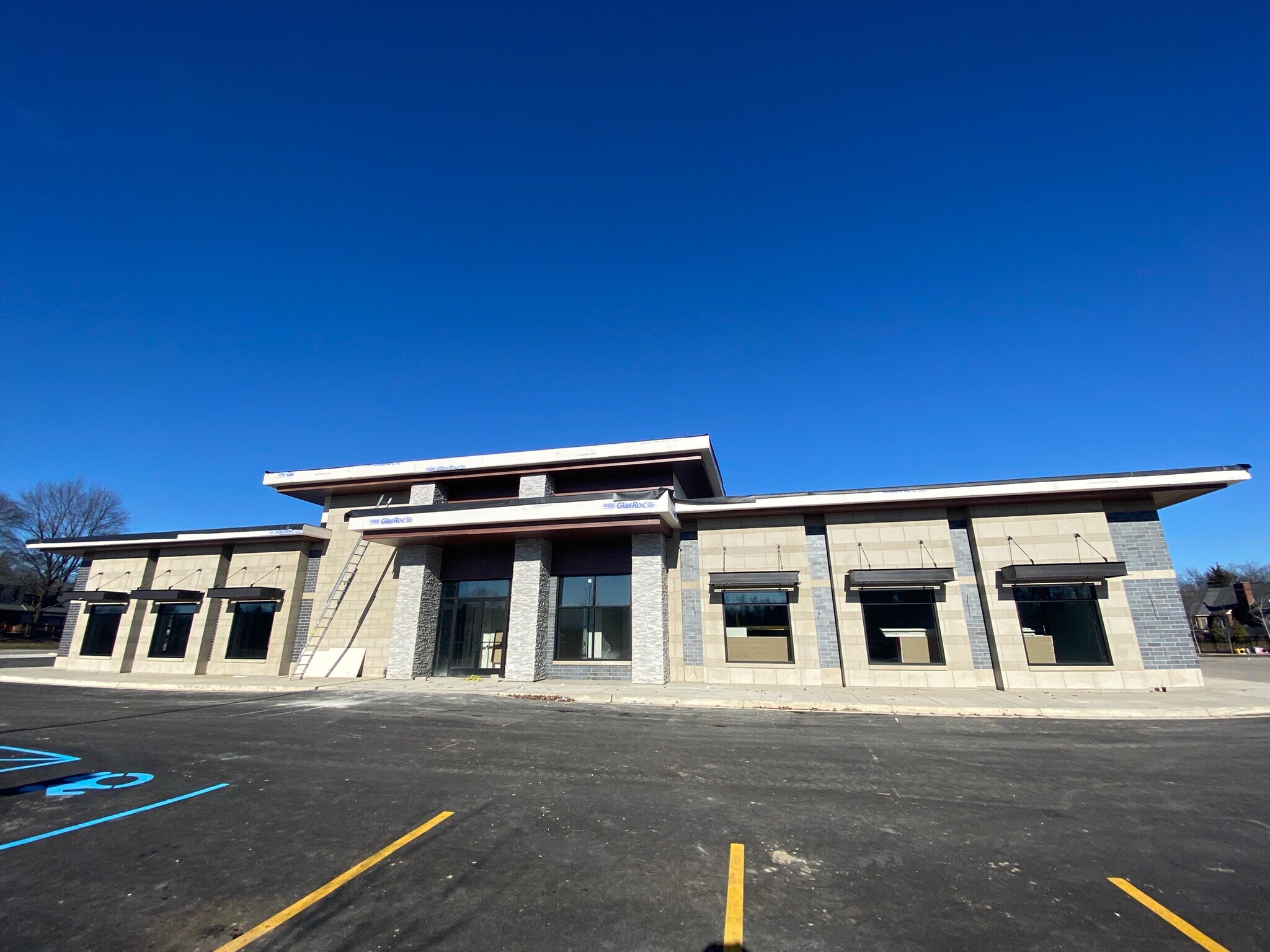 40820 7 Mile Rd, Northville, MI for sale Building Photo- Image 1 of 1