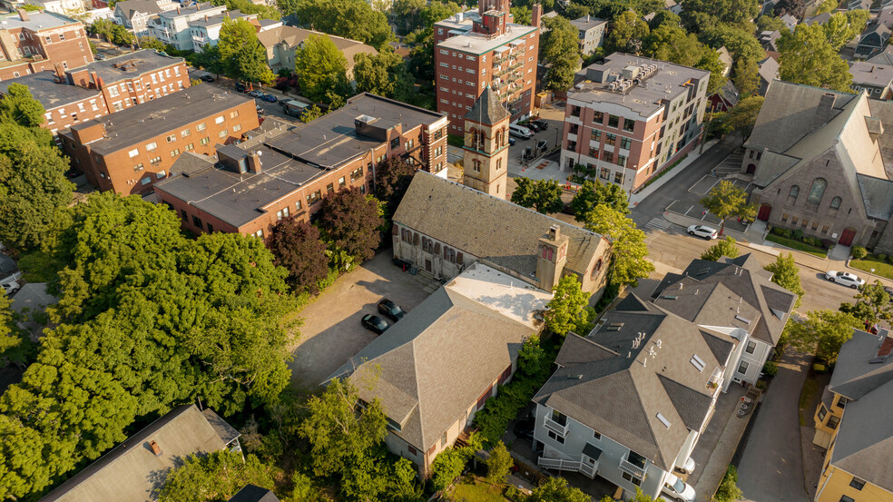 125 Highland Ave, Somerville, MA for sale - Building Photo - Image 2 of 21