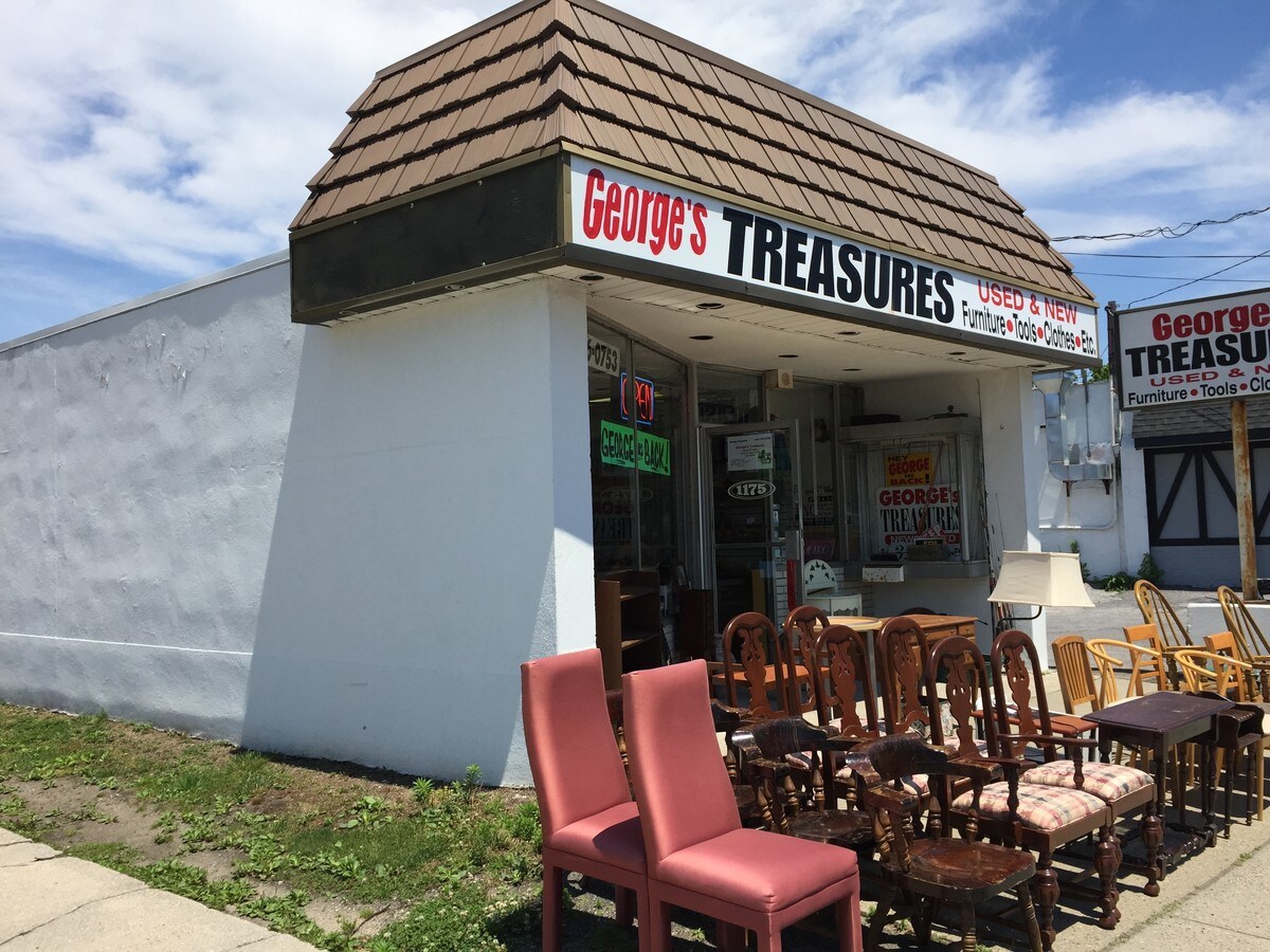 1175 Montauk Hwy, Copiague, NY 11726