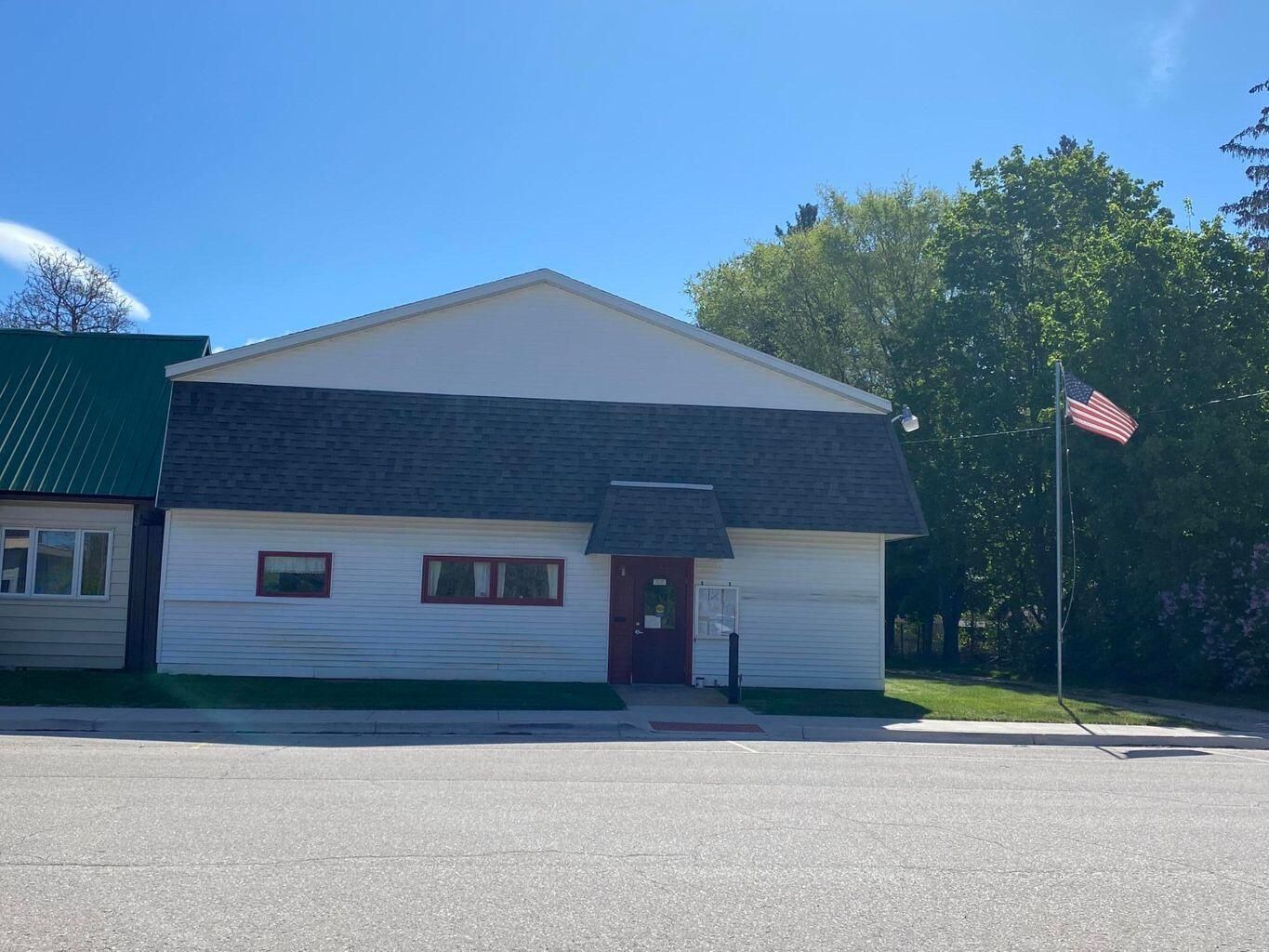 9213 Aura St, Kaleva, MI for sale Primary Photo- Image 1 of 1